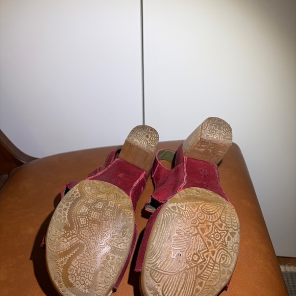 El Naturalista Sandals/Heels Size 8 - Picture 11 of 11